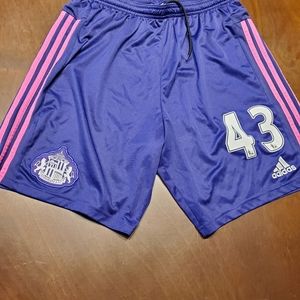 Sunderland soccer shorts size L